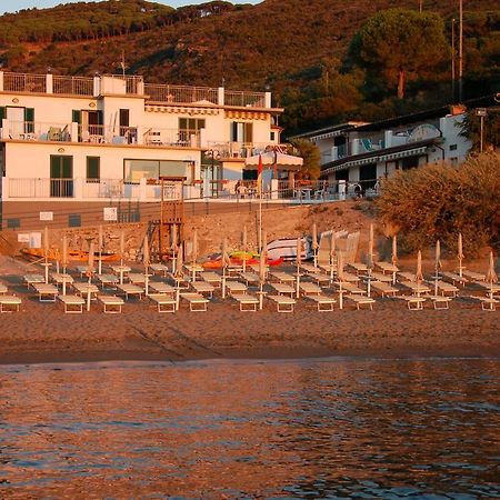 Hotel Villa Miramare Capoliveri  Exterior photo